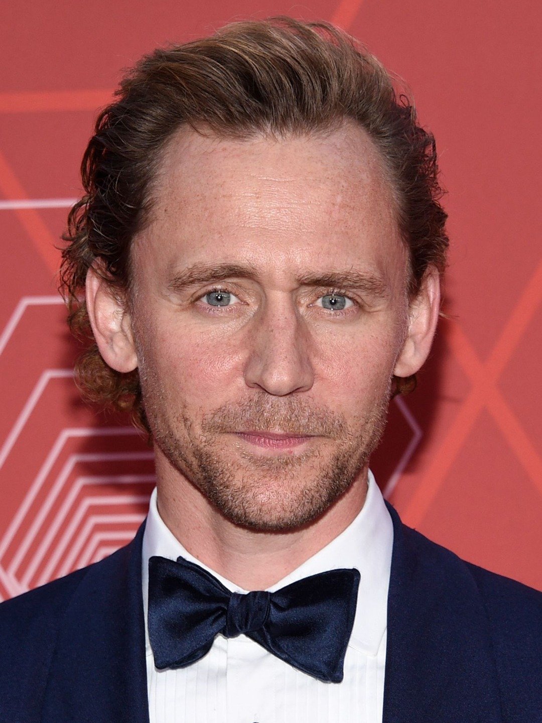 30 Interesting Things Most People Don’t Know About Tom Hiddleston